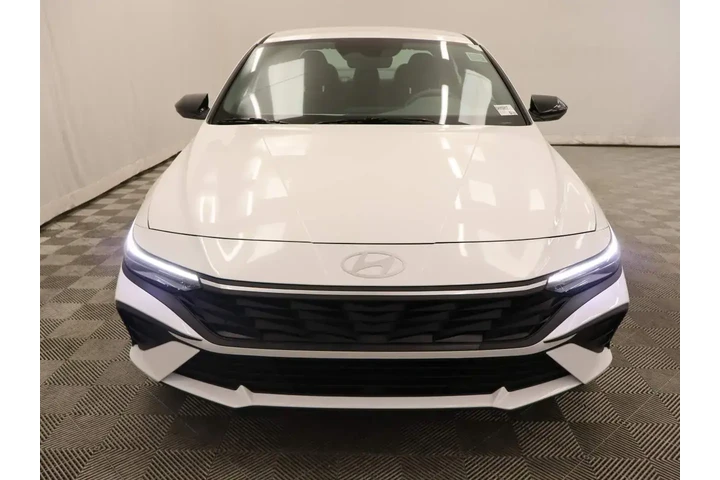 $21069 : Hyundai ELANTRA 2025 SEL Spo image 4