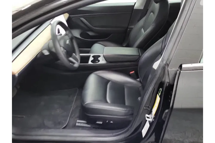 $25000 : 2021 Model 3 Standard Range P image 8
