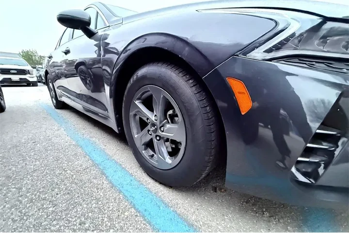 $20988 : Kia K5 2023 LXS 4dr Sedan image 4