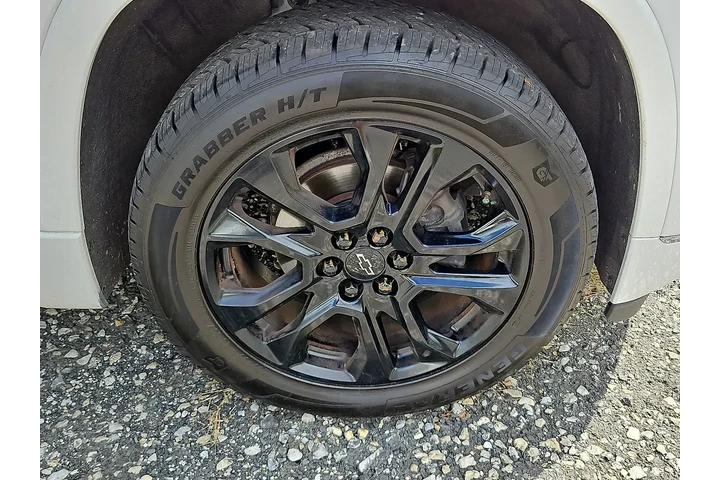 $27459 : Chevrolet Traverse 2021 4x4 image 9