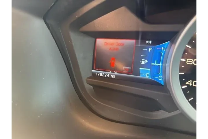 $3750 : Ford Explorer 2012 XLT 4dr S image 4