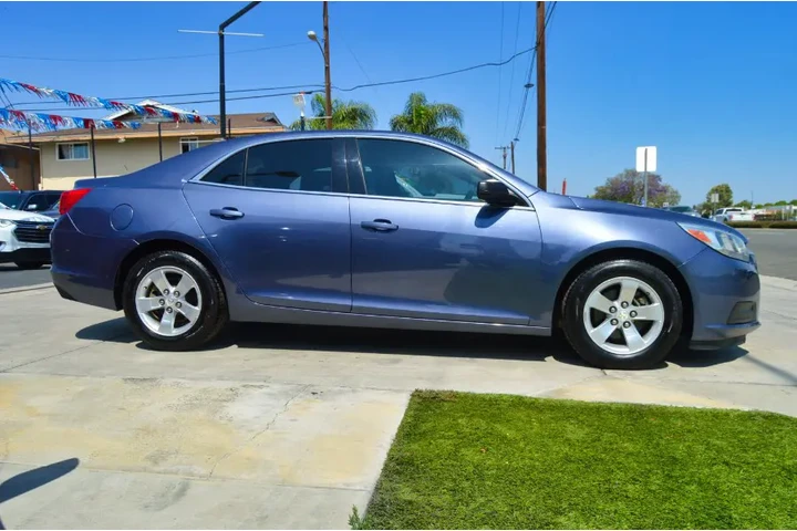 $9495 : Used 2015 Malibu 4dr Sdn LS w image 6
