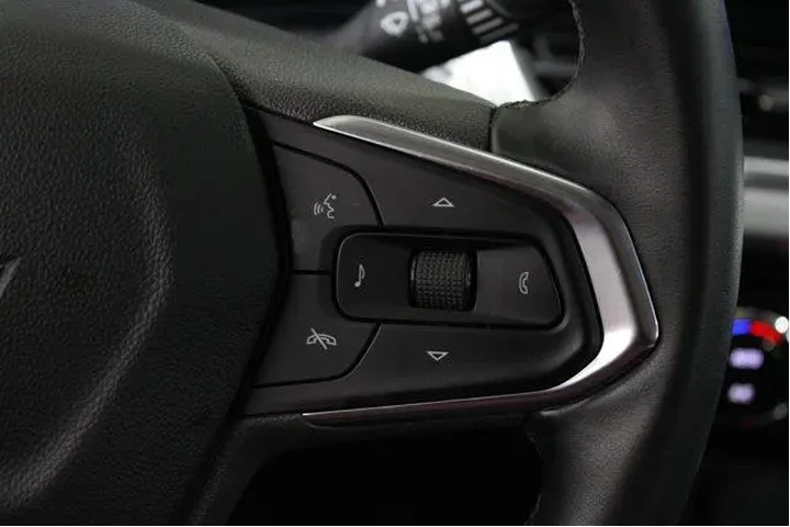 $24931 : Chevrolet Trax 2025 LT 4dr C image 9