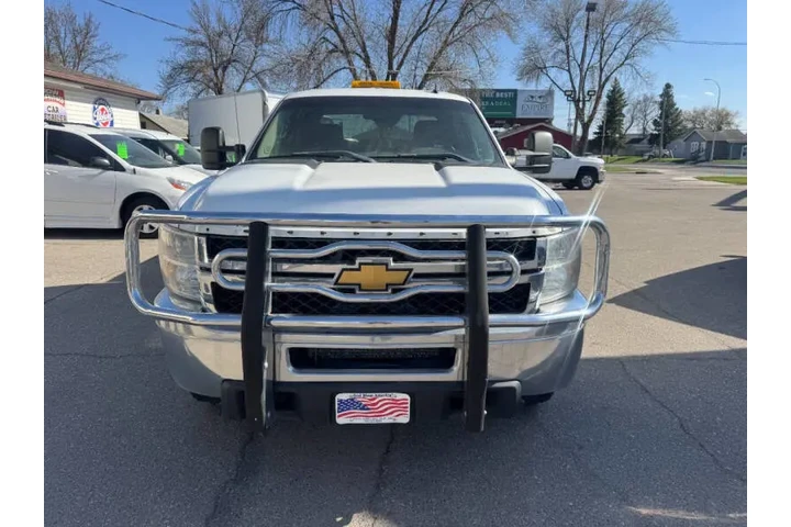 $6000 : 2012 Silverado 2500HD LT image 4