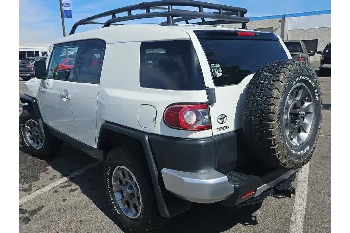 $27500 : Toyota FJ Cruiser 2013 4x4 4 image 6