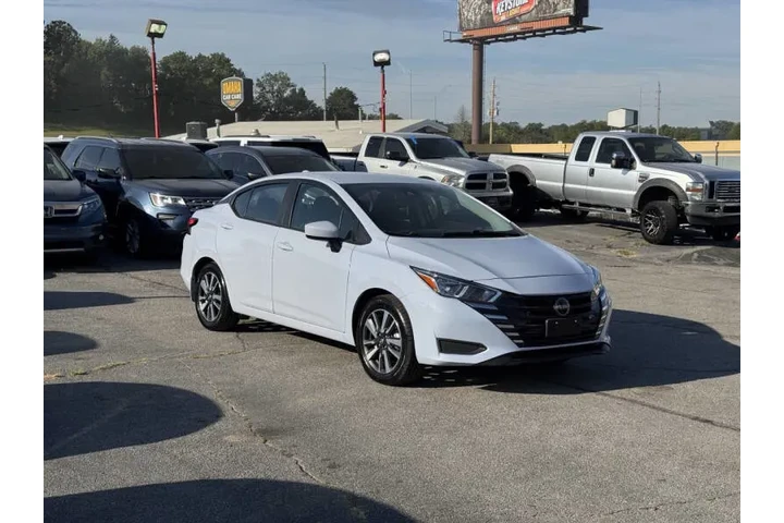 $13850 : 2024 Versa SV image 6