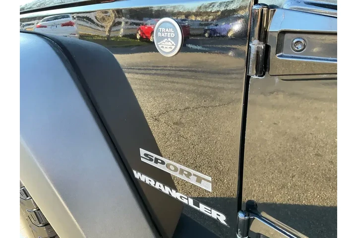$8985 : Jeep Wrangler 2013 4x4 Sport image 9
