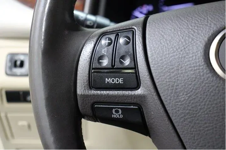 $26998 : Lexus LS 460 2015 4dr Sedan image 9