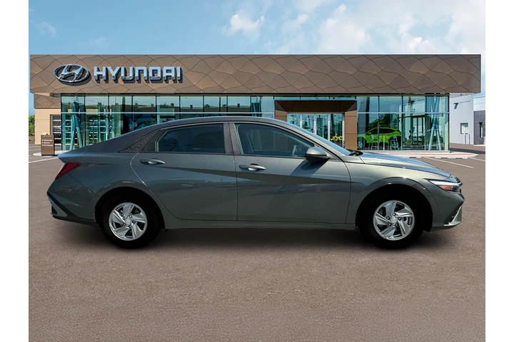 $18999 : Hyundai ELANTRA 2025 SE 4dr image 9