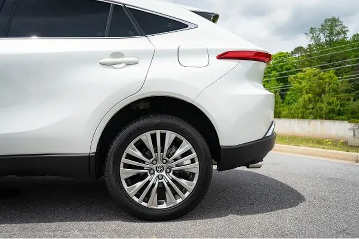 $30888 : Toyota Venza 2021 AWD LE 4dr image 6