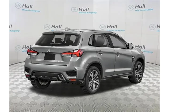 $18800 : Mitsubishi Outlander Sport 2 image 2