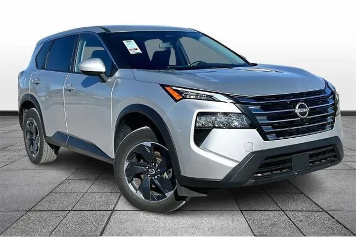 $23613 : Nissan Rogue 2024 SV 4dr Cro image 2