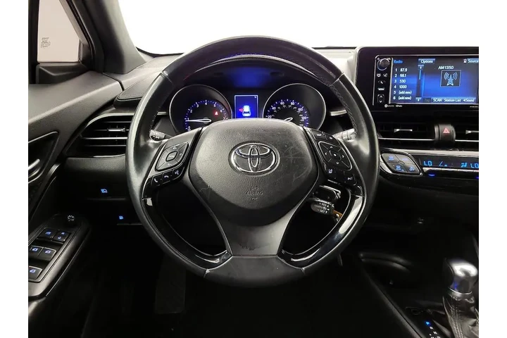 $14998 : Toyota C-HR 2018 XLE 4dr Cro image 10