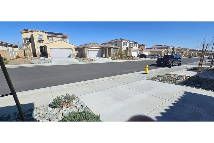 $750 : Nice room  in HESPERIA CA image 2