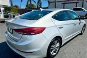 $8995 : 2017 ELANTRA SE thumbnail