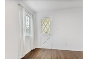 $1050 : freshly updated 3 bath home thumbnail