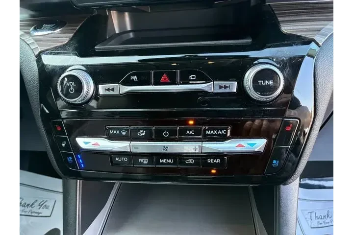 $26988 : Ford Explorer 2023 Limited 4 image 5