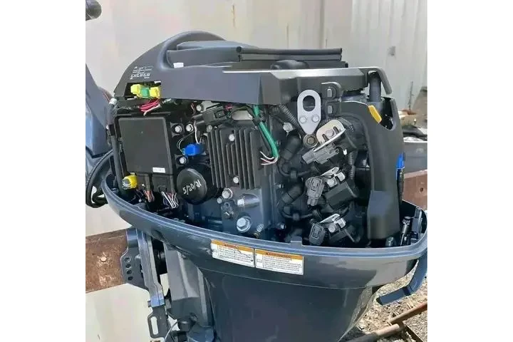 $2700 : Yamaha outboard engine 30hp image 4