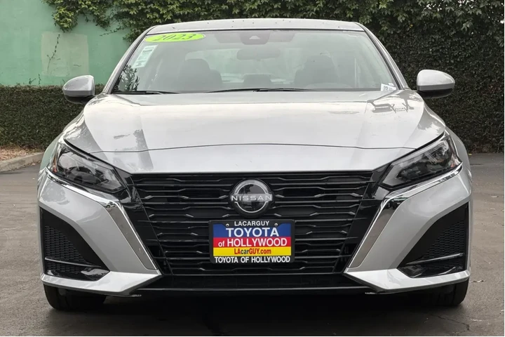 $18999 : Nissan Altima 2023 2.5 S 4dr image 9