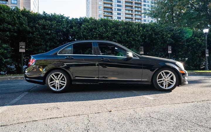 $12000 : 2013 MERCEDES-BENZ C-CLASS image 3