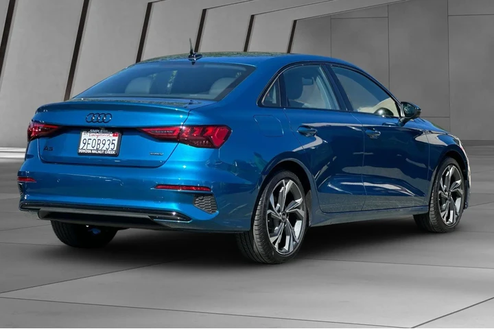 $28500 : Audi A3 2023 AWD quattro Pre image 4