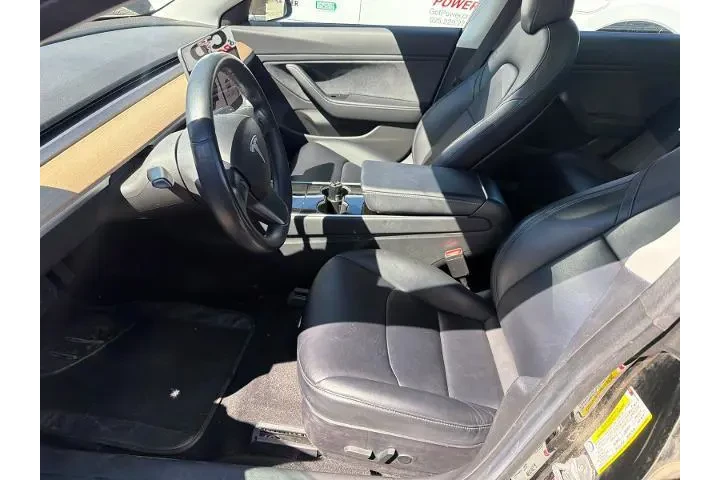 $17500 : Tesla Model 3 2018 Mid Range image 10