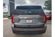 $35158 : GMC Yukon 2022 4x2 SLE 4dr S thumbnail