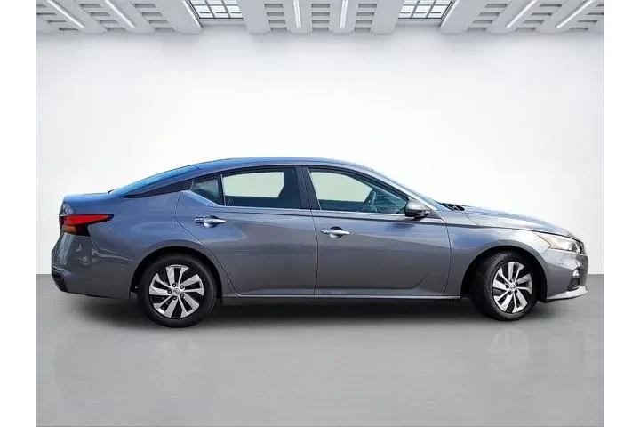 $13597 : Nissan Altima 2020 2.5 S 4dr image 3