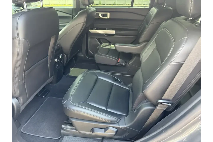 $26225 : Ford Explorer 2022 AWD XLT 4 image 10