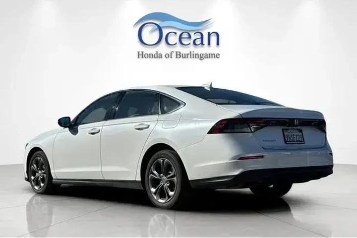 $24491 : Honda Accord 2023 EX 4dr Sed image 6