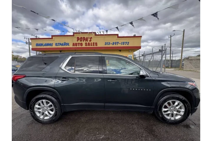$17995 : 2019 Traverse LT Cloth image 9