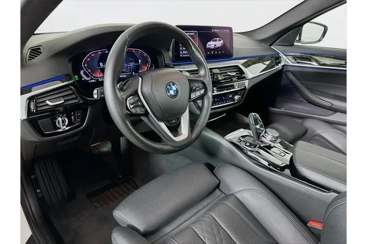 $33500 : BMW 5 Series 2022 AWD 530i x image 9