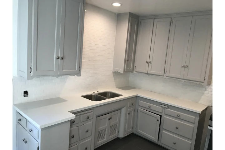 Elegant Stone image 6