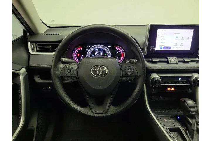 $27998 : Toyota RAV4 2023 XLE 4dr SUV image 10