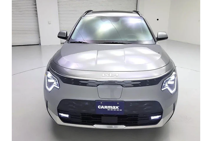 $30998 : Kia Niro EV 2025 Wave 4dr Cr image 2