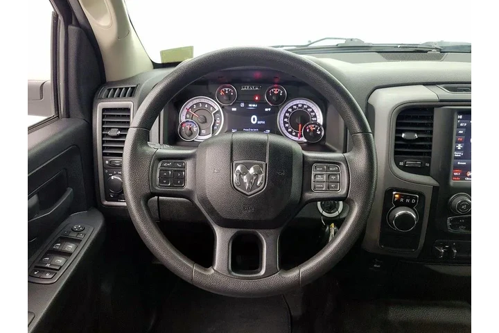 $22998 : Ram 1500 Classic 2019 4x2 Tr image 10