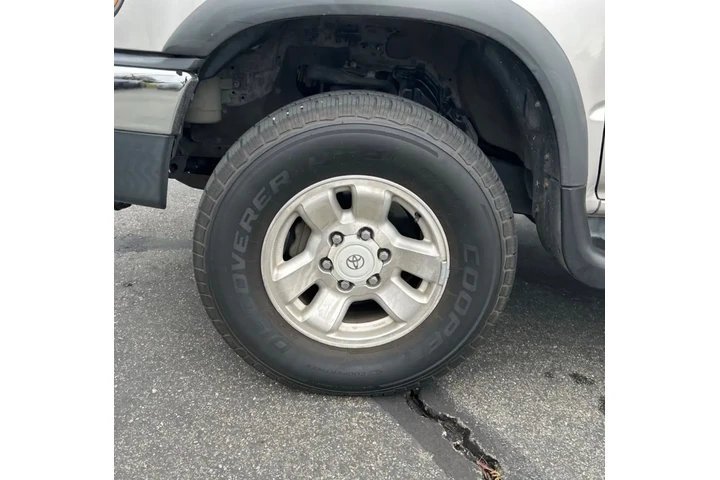 $11995 : 1999 4Runner image 7