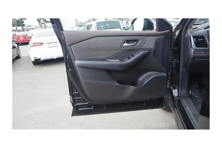 $21250 : 2021 Rogue SV image 10