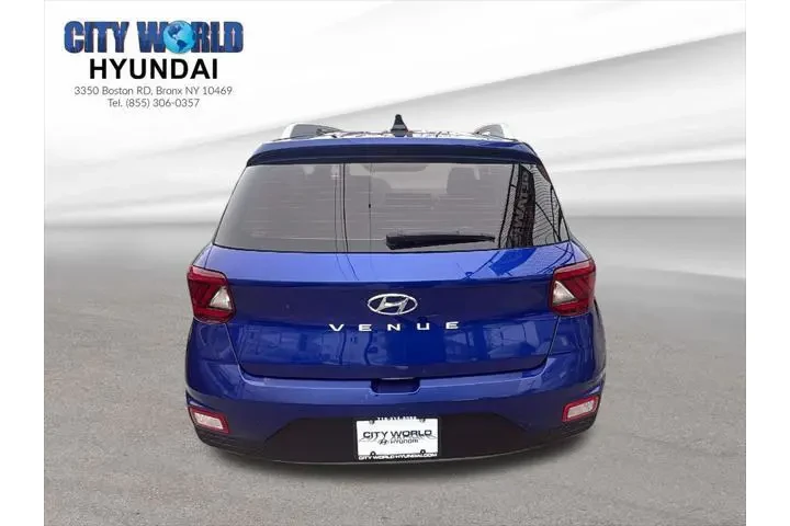 $16490 : Hyundai VENUE 2022 Limited 4 image 4