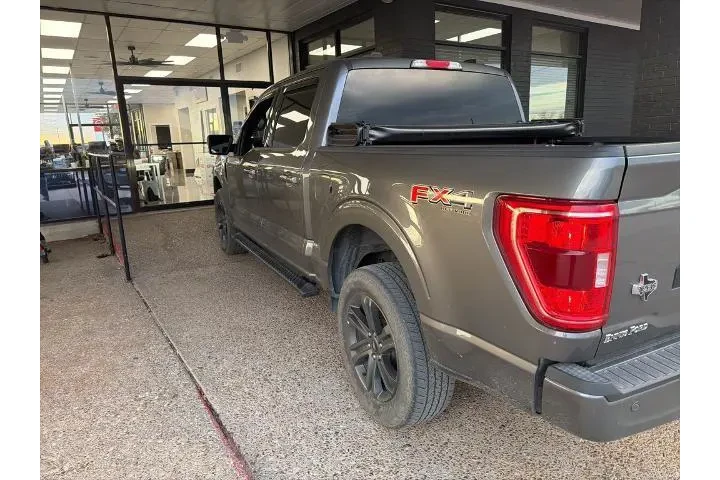 $37740 : Ford F-150 2023 4x4 XL 4dr S image 2