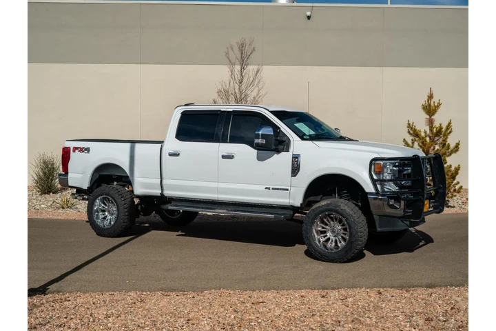 $51995 : 2020 Super Duty F-250 XLT image 4