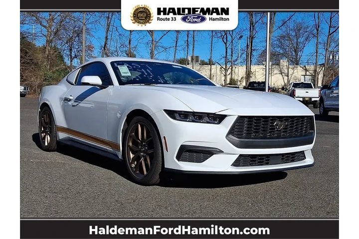 $35900 : Ford Mustang 2024 EcoBoost P image 1