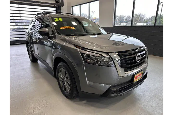 $31195 : Nissan Pathfinder 2024 AWD S image 8