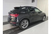 $26993 : Audi Q3 2023 AWD quattro S l thumbnail