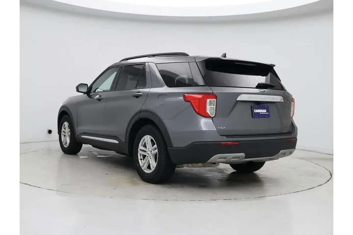 $26998 : Ford Explorer 2024 XLT 4dr S image 2