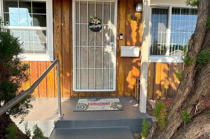 $1770 : Hermosa casa🏠en Bell CA🏠 image 1