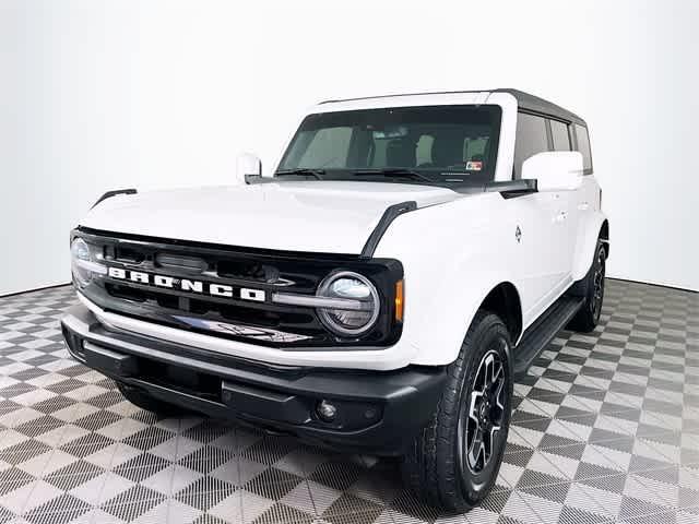 $46680 : PRE-OWNED 2023 FORD BRONCO OU image 4