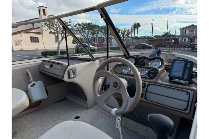 $8000 : Bote año 2000 (year ) image 4