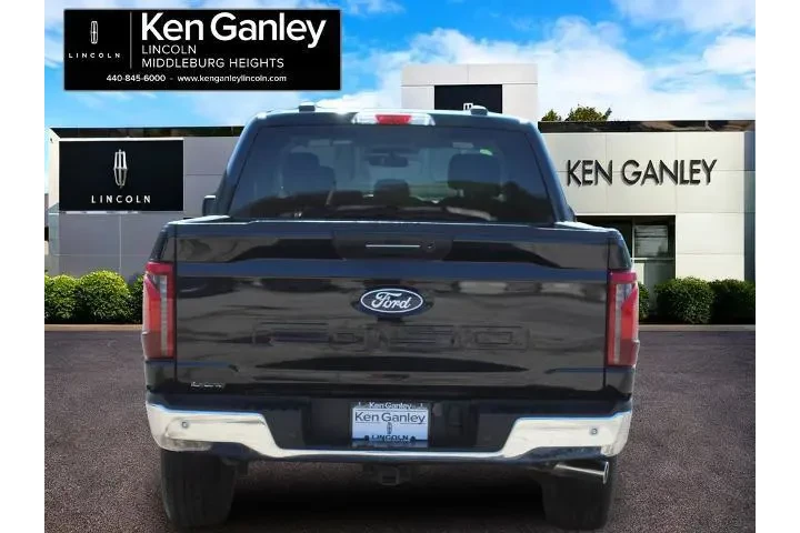 $39988 : Ford F-150 2024 4x4 XLT 4dr image 6