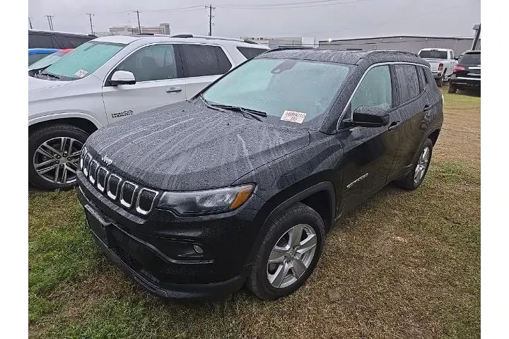 $18222 : Jeep Compass 2022 4x4 Latitu image 1